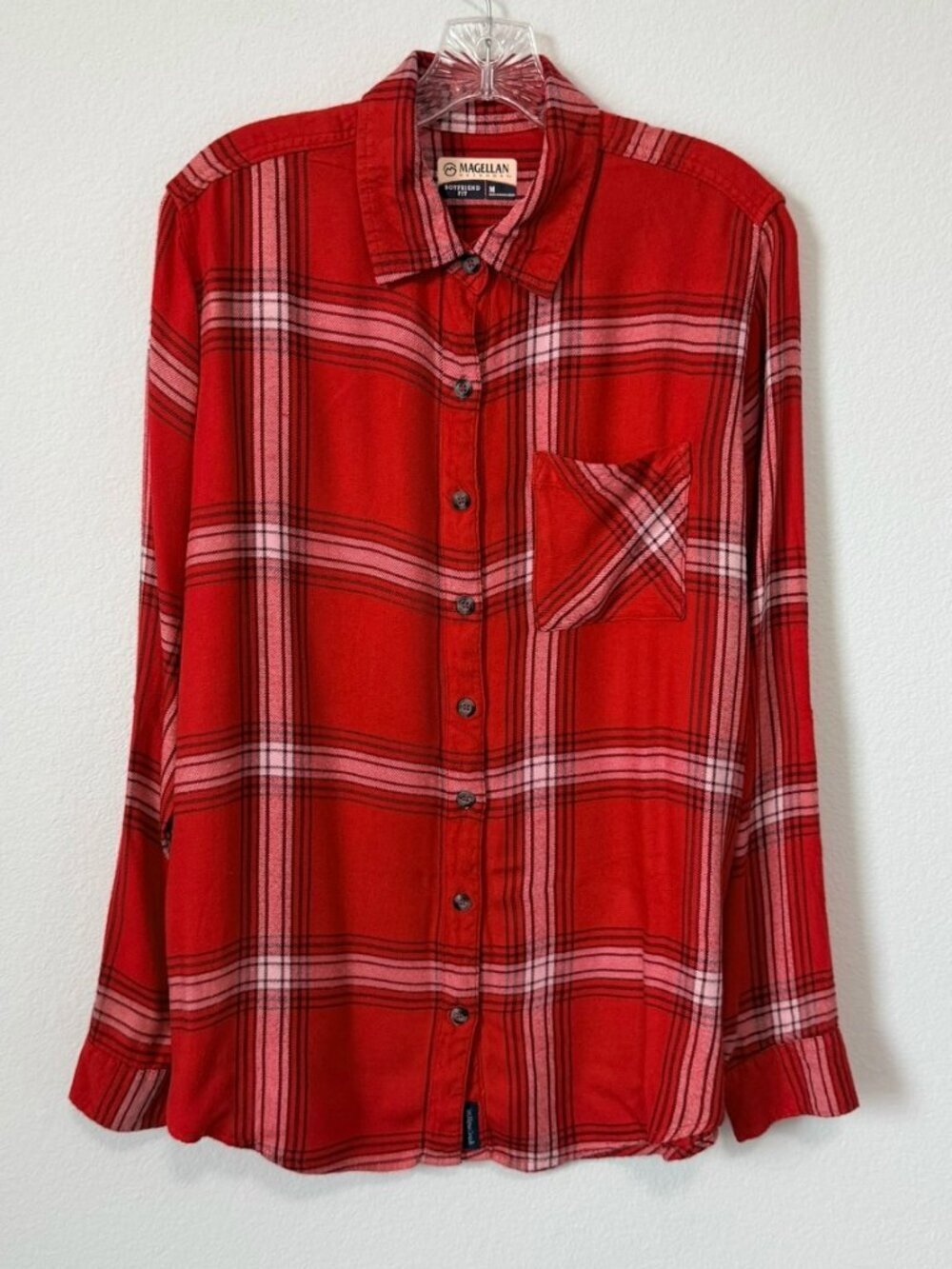 Magellan Long Sleeve Button Front Plaid Flannel Boyfriend Fit Shirt Size M.